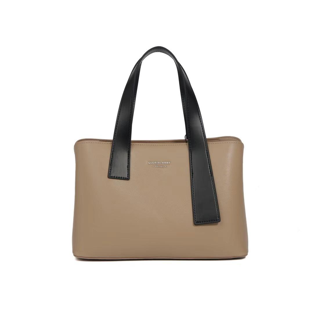 GLORIALARRY — Structured Shoulder Tote